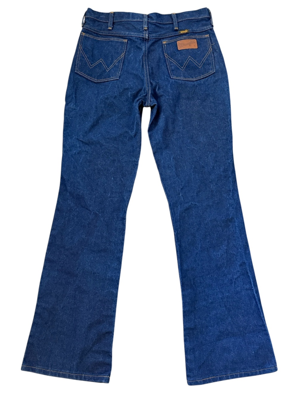 VTG 2002 Wrangler 945NAV Cowboy Cut Rigid Jeans 33x32 Fits 30x31 USA Dark Wash - Picture 2 of 13